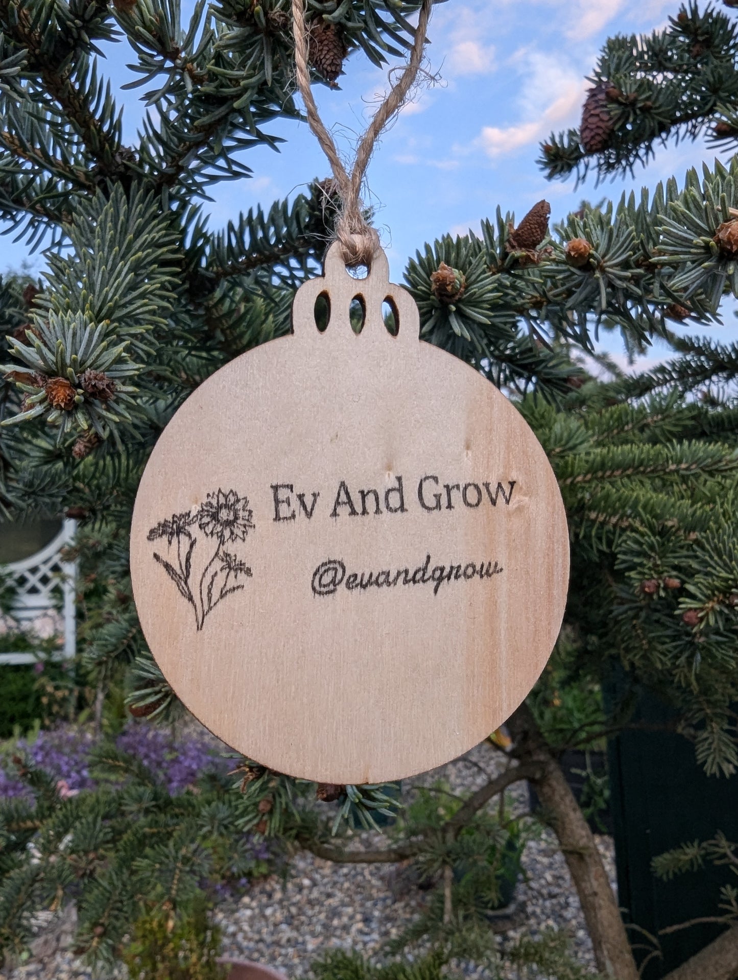 Retro Orange Handcrafted Wooden Ornament✨