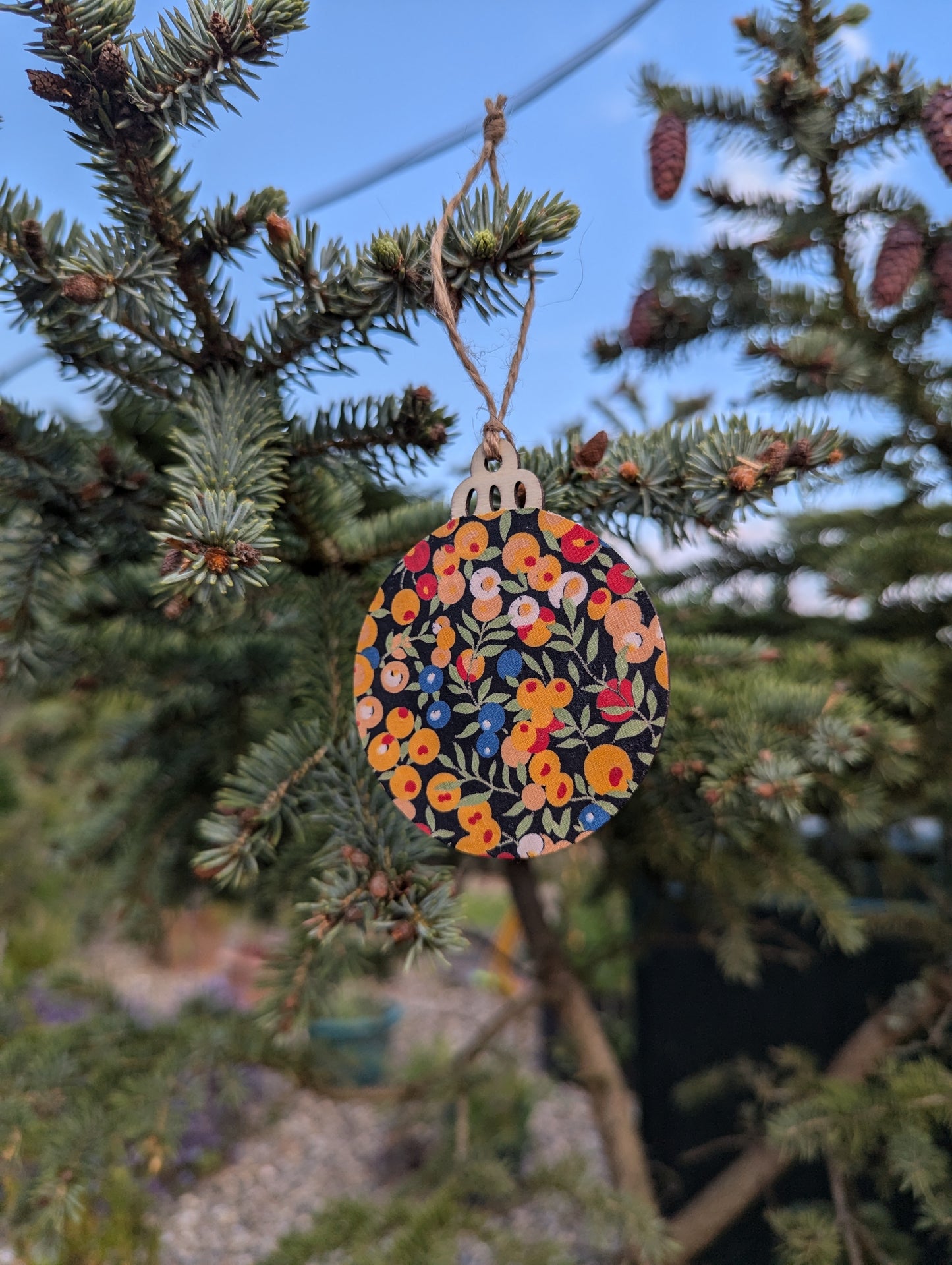 Liberty London Handcrafted Wooden Ornament✨