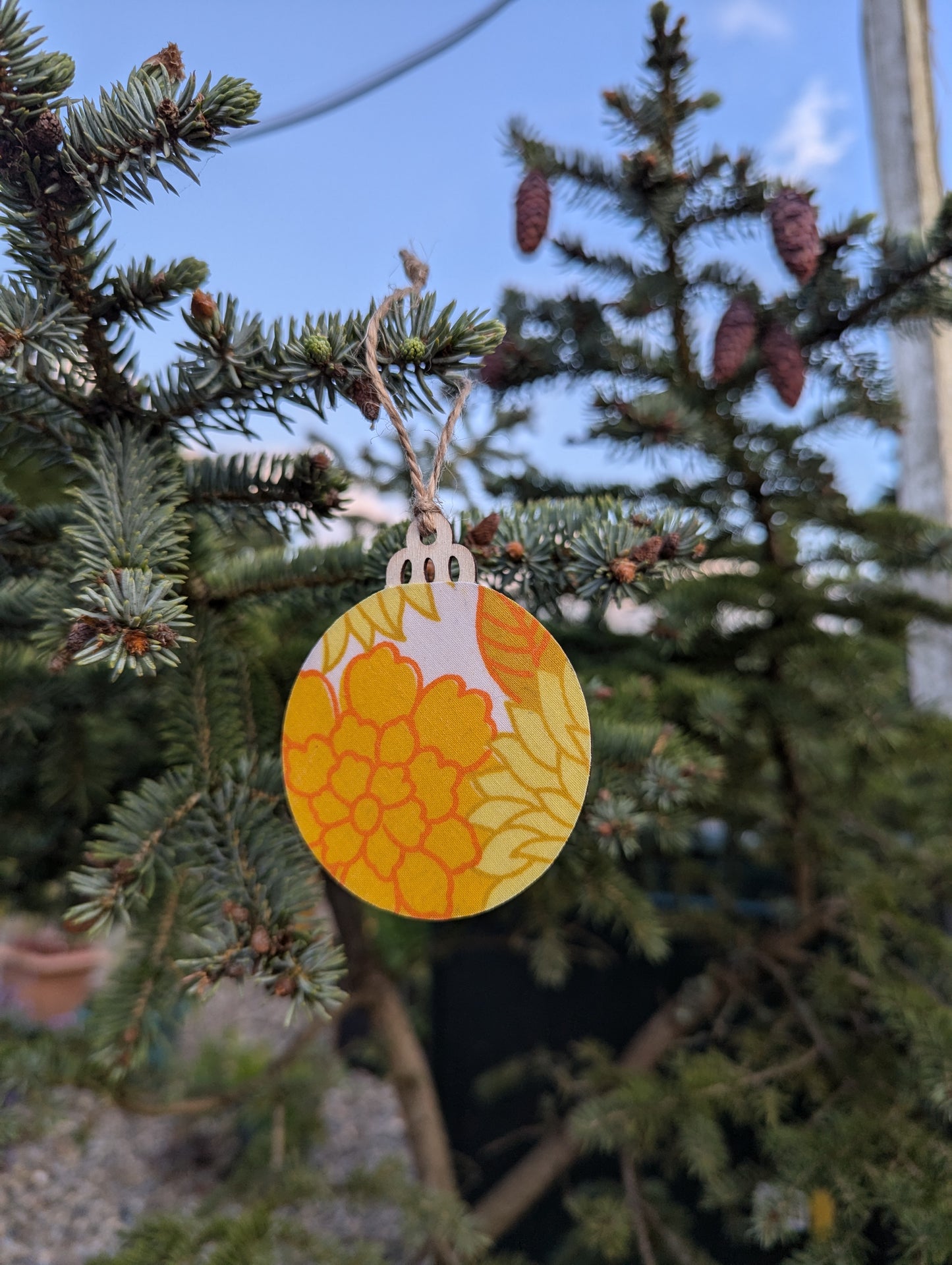Yellow 70s inspired Handcrafted Floral Wooden Ornament ✨