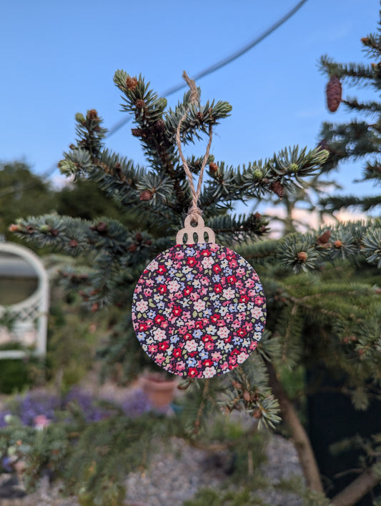 Multicoloured Handcrafted Floral Wooden Ornament✨